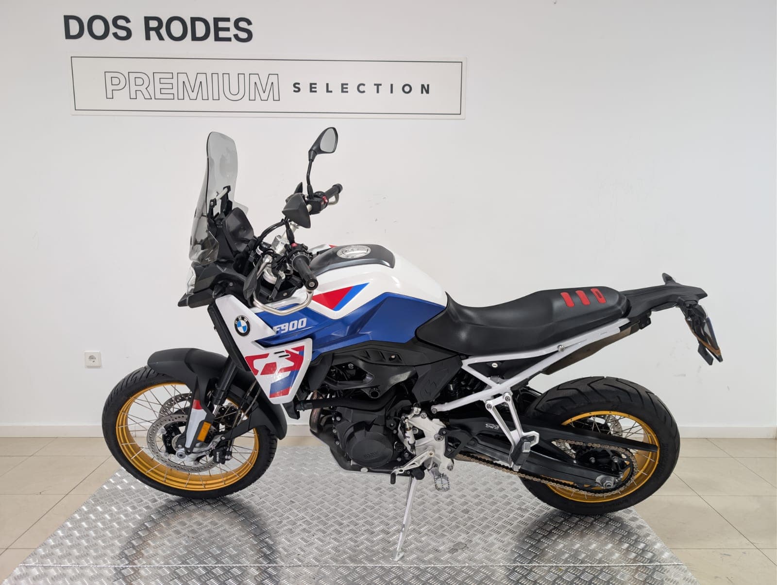 BMW F 900 GS
