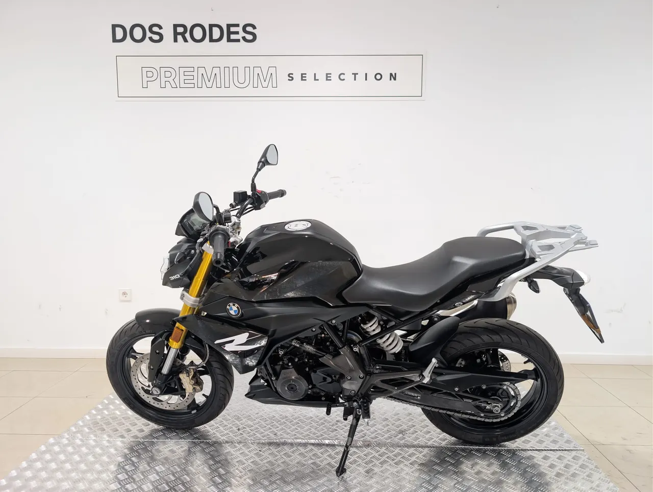 BMW G 310 R