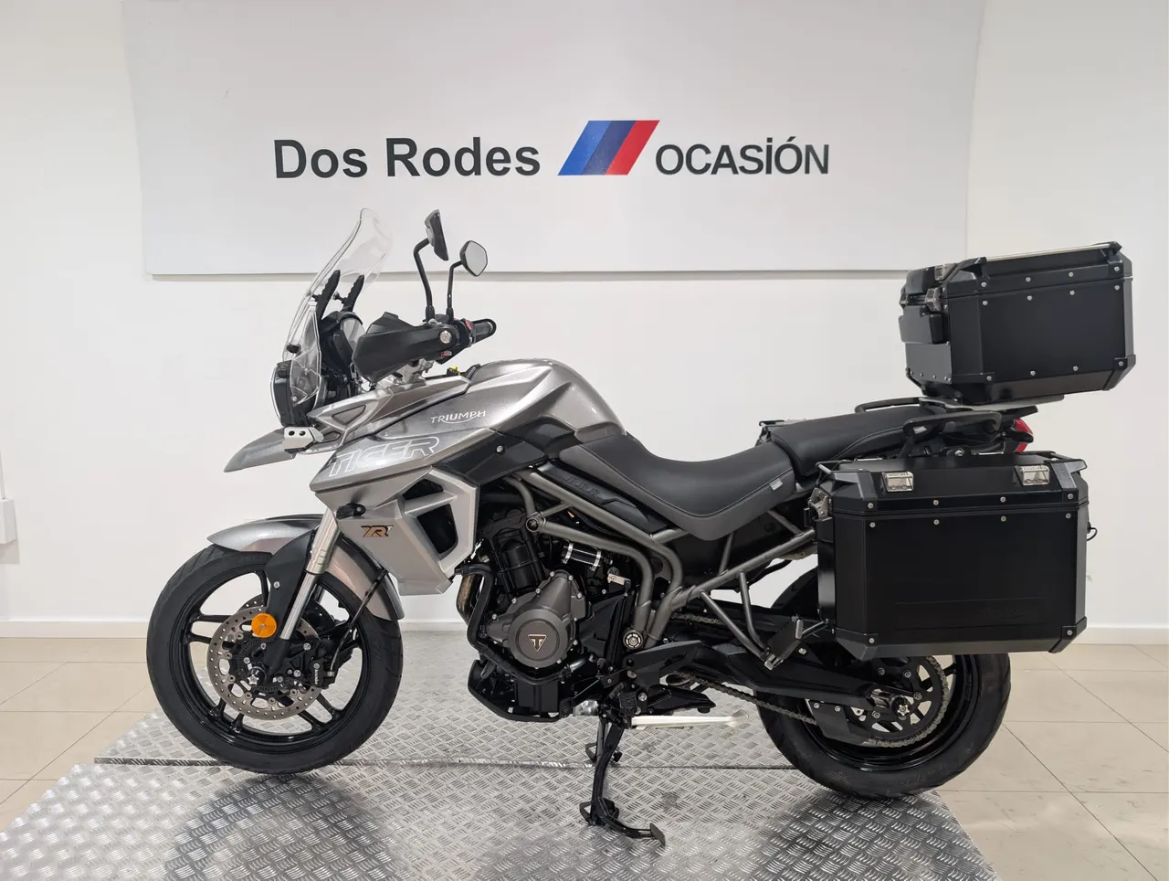 Triumph TIGER 800 XRT
