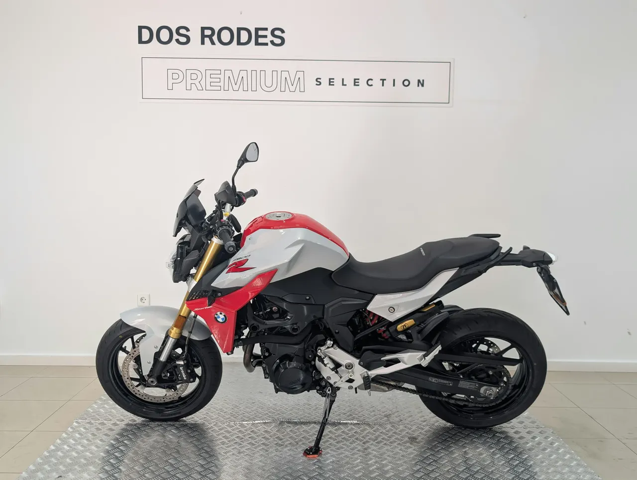 BMW F 900 R A2